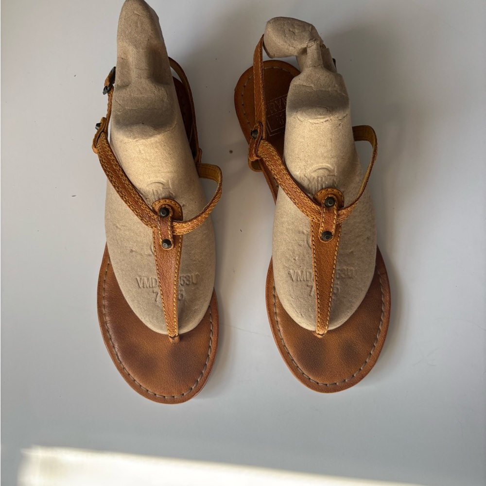 Frye Brown Leather Sandals Slim T- Strap Ankle Buckle Closure Size 8